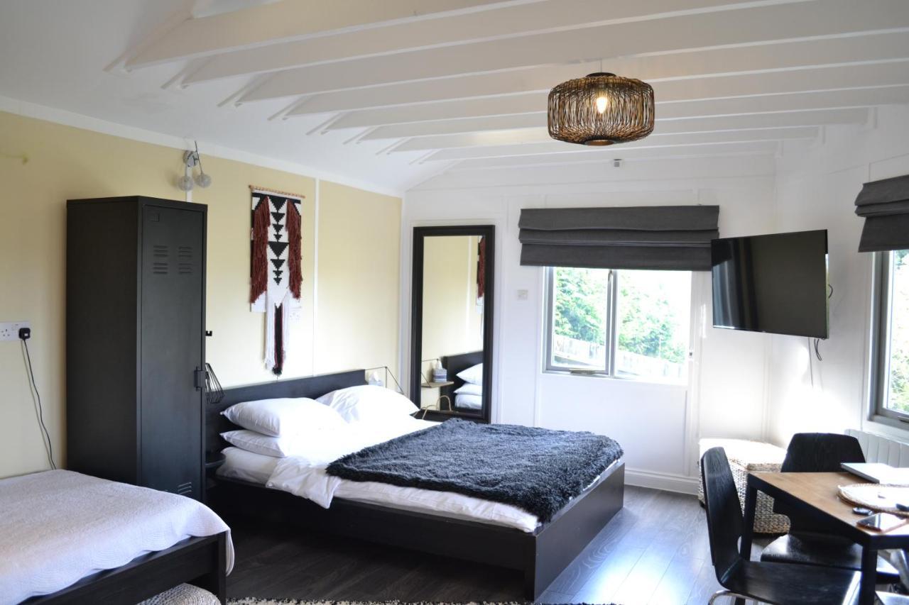 Greenfield Lodge Hove Extérieur photo