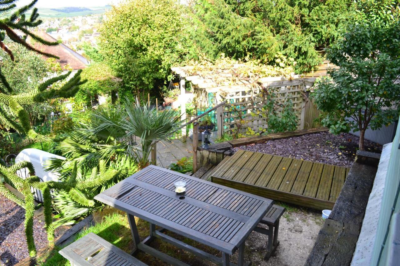 Greenfield Lodge Hove Extérieur photo