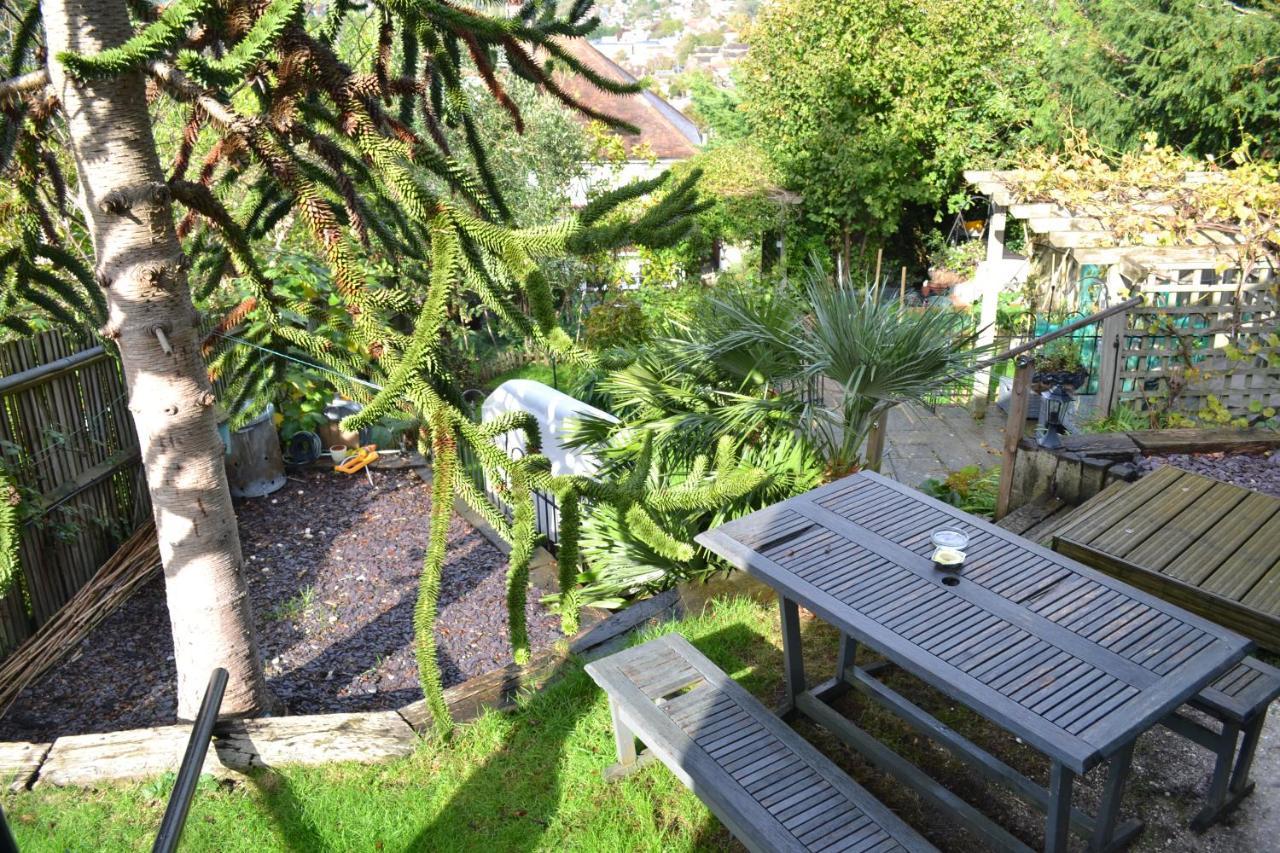 Greenfield Lodge Hove Extérieur photo